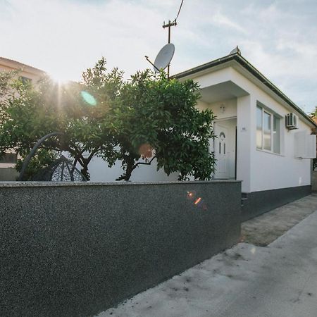 Apartman Bagattino-Trogir Near Old Town Exterior foto